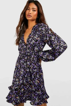 Wrap Dresses*boohoo Tall Floral Print Ruffle Wrap Skater Dress black