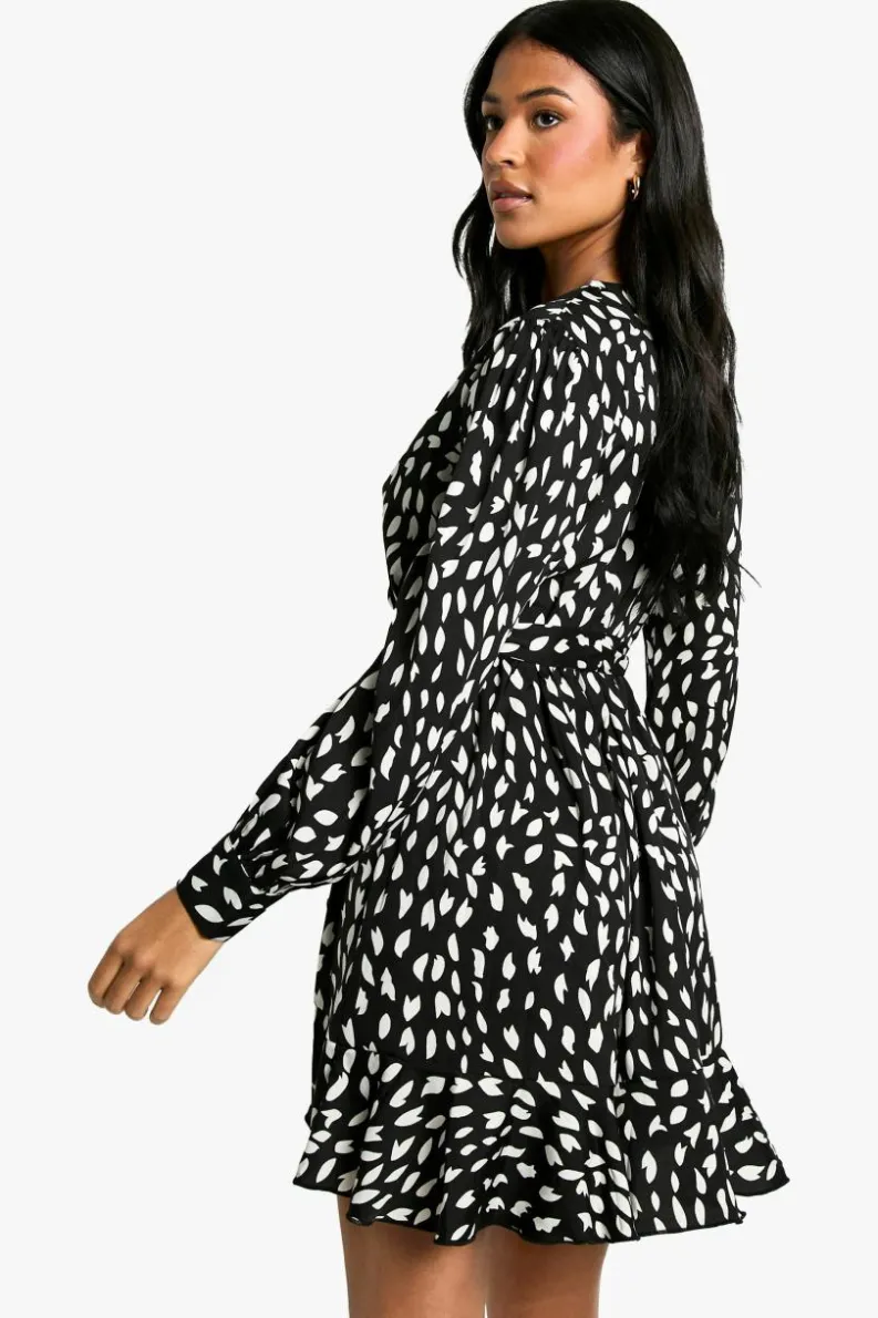 Wrap Dresses|Mini Dresses*boohoo Tall Smudge Print Ruffle Woven Wrap Dress black