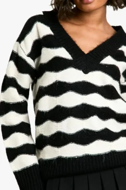 Oversized Jumpers|Jumpers*boohoo Tall V Neck Stripe Oversized Knitted Jumper black