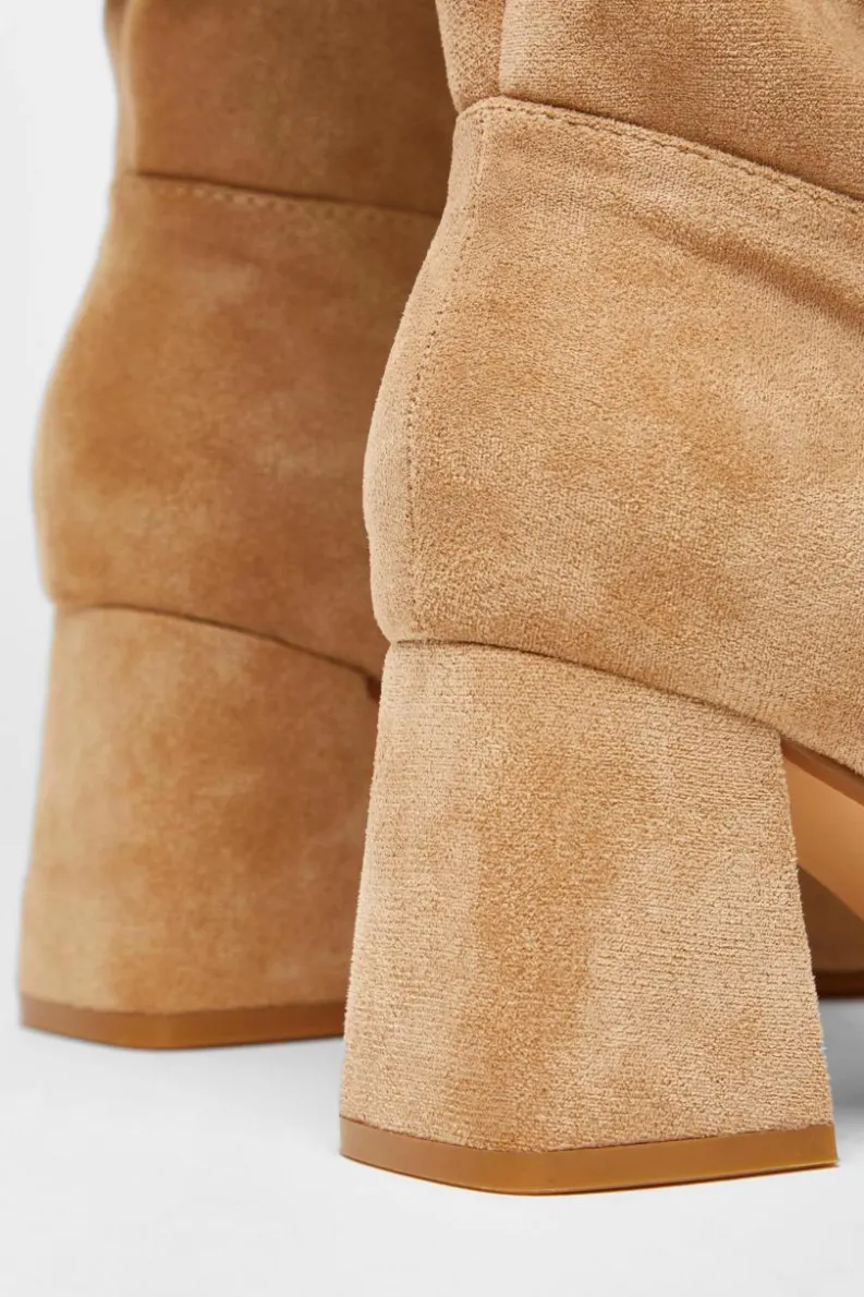 Heeled Boots*Quiz Wide Fit Knee High Faux Suede Block Heel Boots Taupe