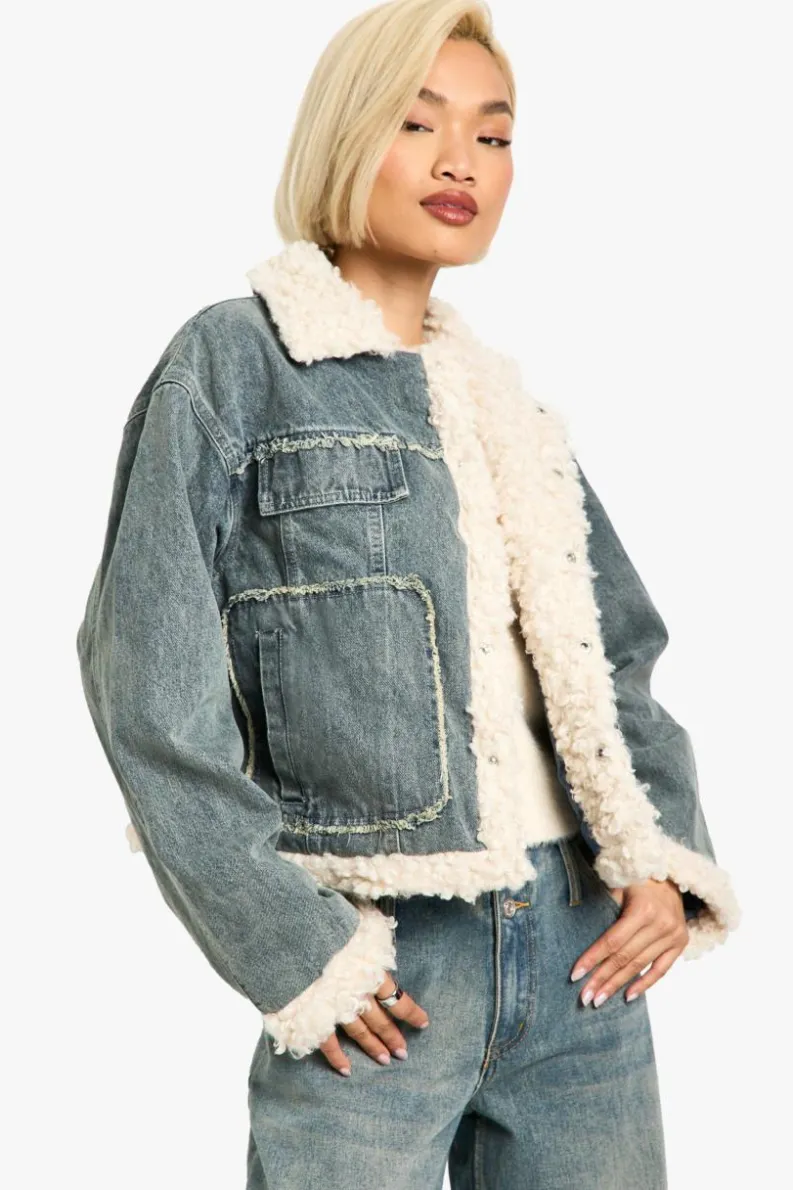 Up To 80% Off Winter Warmers|Denim Jackets*boohoo Teddy Trim Denim Jacket mid wash