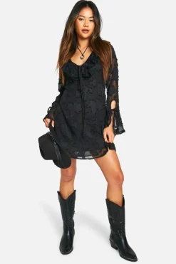 Skater Dresses*boohoo Textured Flare Sleeve Skater black