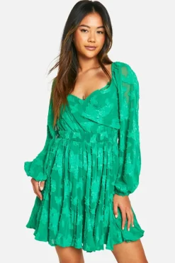 Skater Dresses*boohoo Textured Ballon Sleeve Tie Back Skater green