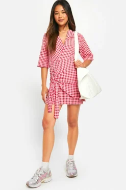 Wrap Dresses*boohoo Textu Gingham Wrap Dress red