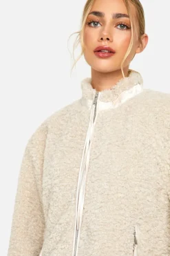 Up To 80% Off Winter Warmers|Teddy Jackets*boohoo Textured Teddy Funnel Neck Jacket cream