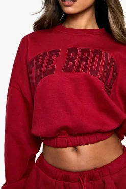 Sweatshirts|Hoodies & Sweatshirts*boohoo THE BRONX APPLIQUE OVERSIZED CROPPED SWEATSHIRT red