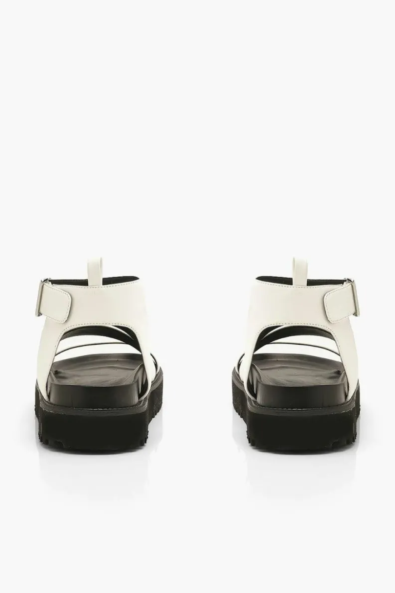Flats|Sandals*boohoo Triple Strap Chunky Footbed Sandals white