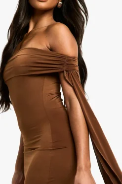 Bodycon Dresses|Maxi Dresses*boohoo Twist Detail Off Shoulder Drape Maxi Dress bronze