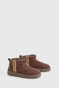 Cosy Boots*boohoo Ultra Mini Embroidered Cosy Boots chocolate