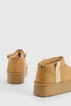 Cosy Boots|All Boots*boohoo Ultra Mini Embroidered Platform Cosy Boots chestnut