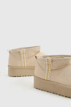 Cosy Boots*boohoo Ultra Mini Embroidered Platform Cosy Boots beige