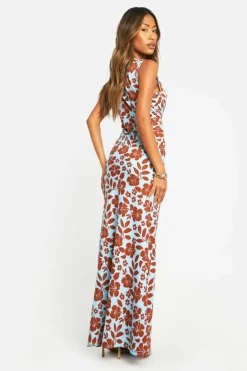 Cami Dresses*boohoo V Neck Floral Maxi Slip Dress blue
