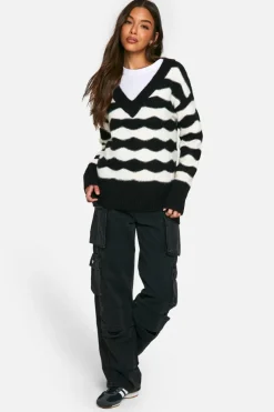 Oversized Jumpers|Jumpers*boohoo V Neck Strip Oversized Knitted Jumper mono