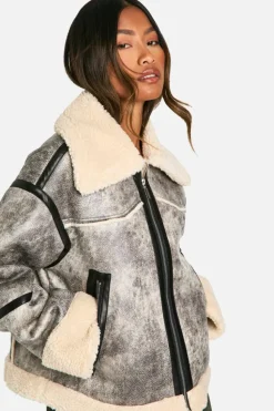 Up To 80% Off Winter Warmers|Aviator Jackets*boohoo Vintage Look Teddy Trim Aviator Jacket grey
