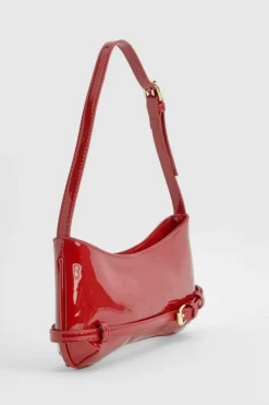 Shoulder Bags|Handbags*boohoo Vinyl Buckle Detail Shoulder Bag red