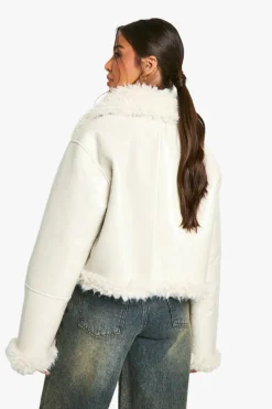 Up To 80% Off Winter Warmers|Aviator Jackets*boohoo Vinyl Faux Fur Trim Jacket off white