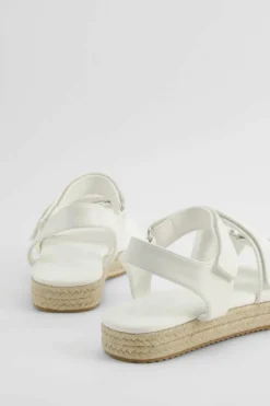 Sandals*boohoo Wide Fit Adjustable Strap Flatform Sandals white