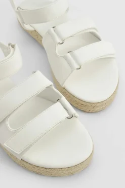 Sandals*boohoo Wide Fit Adjustable Strap Flatform Sandals white