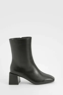 Heels|Heeled Boots*boohoo Wide Fit Basic Low Block Heel Shoe Boot black