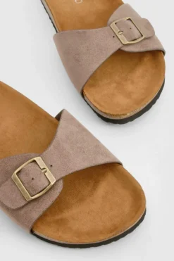 Sandals*boohoo Wide Fit Buckle Footbed Sliders taupe