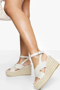 Wedges|Sandals*boohoo Wide Fit Croc Crossover Wedge off white