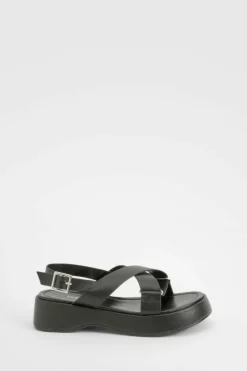 Sandals*boohoo Wide Fit Cross Strap Platform Sandals black
