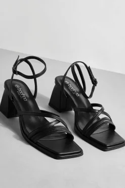 Heels*boohoo Wide Fit Crossover Strap Block Heels black