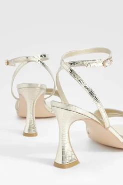 Heels*boohoo Wide Fit Double Strap Flare Heel 2 Part gold