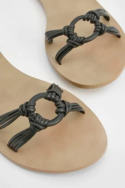 Sandals*boohoo Wide Fit Leather Ring Wrap Up Sandals black