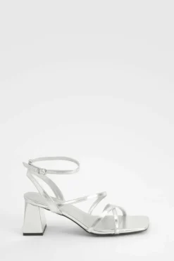 Heels*boohoo Wide Fit Metallic Asymmetric Strappy Low Block Heels silver