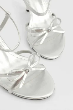 Heels*boohoo Wide Fit Metallic Bow Heels silver