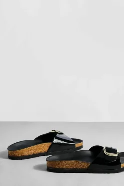 Sandals*boohoo Wide Fit Oversized Buckle Patent Footbed Sliders black