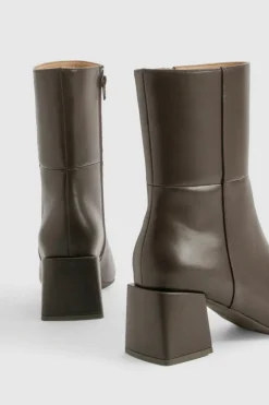 Heels|All Boots*boohoo Wide Fit Panel Detail Block Calf Boots brown