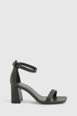 Heels*boohoo Wide Fit Round Buckle 2 Part Block Heels black