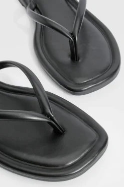 Sandals*boohoo Wide Fit Square Toe Flip Flops black