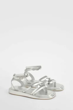 Sandals*boohoo Wide Fit Strappy Chunky Sandals silver